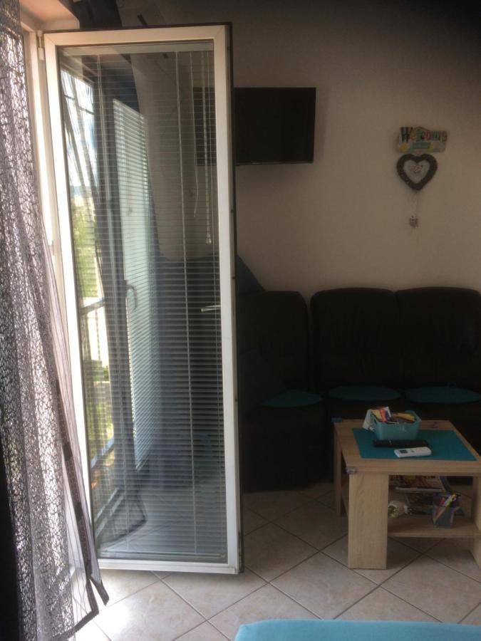 Botic Apartments Сило Экстерьер фото