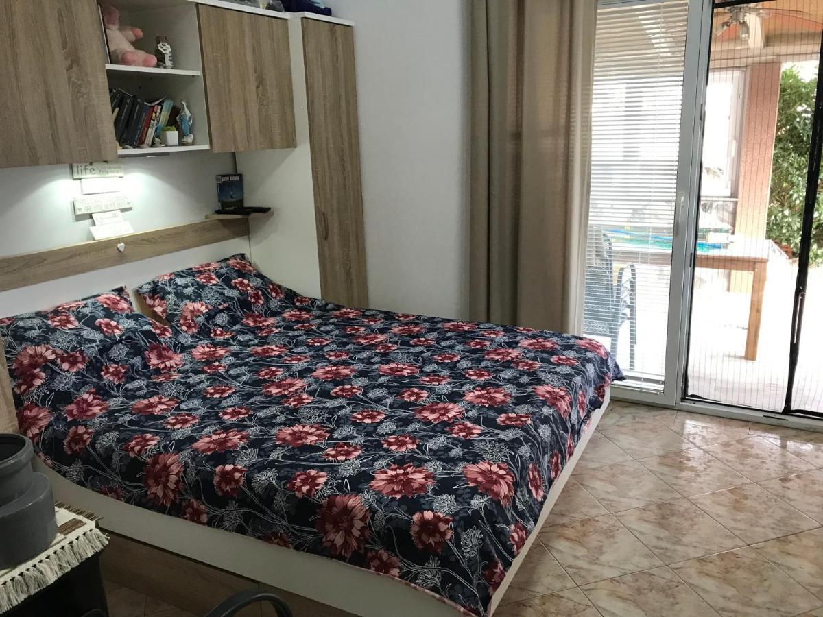 Botic Apartments Сило Экстерьер фото