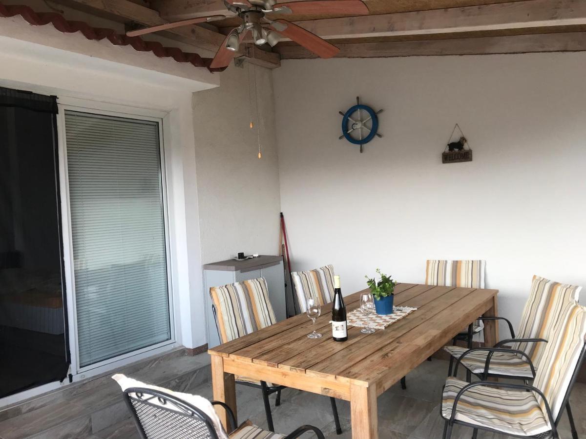 Botic Apartments Сило Экстерьер фото